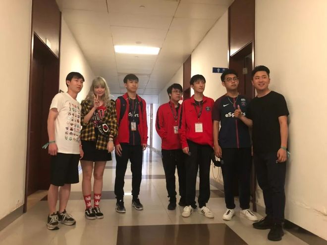 主流直播与 主流直播与